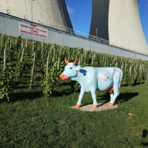 ČZ 125 typ 453 z roku 1961 - Socha Jaderná kráva, JE Dukovany, Lipňany 89 ČZ 125 typ 453 z roku 1961 - Socha Jaderná kráva, JE Dukovany, Lipňany 89