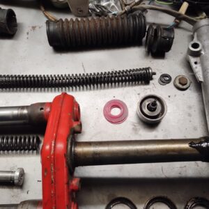 Jawa 90 typ 31 Roadster z roku 1969 - Přední vidlice 18 Jawa 90 typ 31 Roadster z roku 1969 - Přední vidlice 18