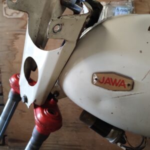 Jawa 90 typ 31 Roadster z roku 1969 - Doraz řízení 297 Jawa 90 typ 31 Roadster z roku 1969 - Doraz řízení 297