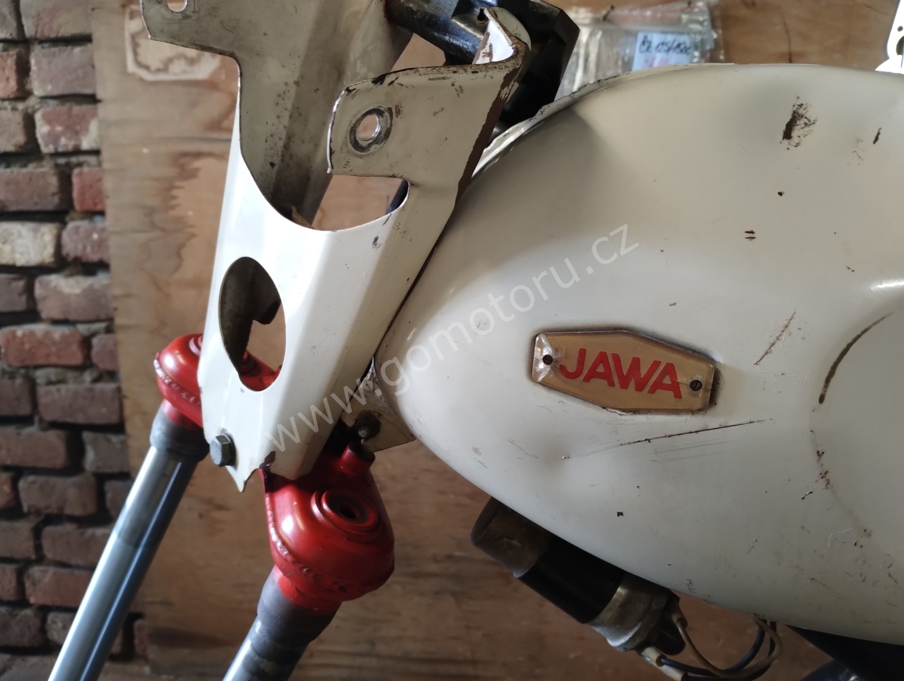 Jawa 90 typ 31 Roadster z roku 1969 – Doraz řízení