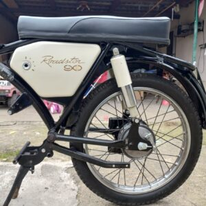 Jawa 90 typ 31 Roadster z roku 1969 - Skládání zadní části 2 20 Jawa 90 typ 31 Roadster z roku 1969 - Skládání zadní části 2 20