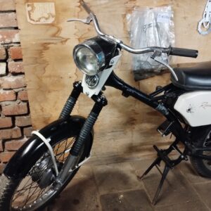 Jawa 90 typ 31 Roadster z roku 1969 - Skládání předku 3 12