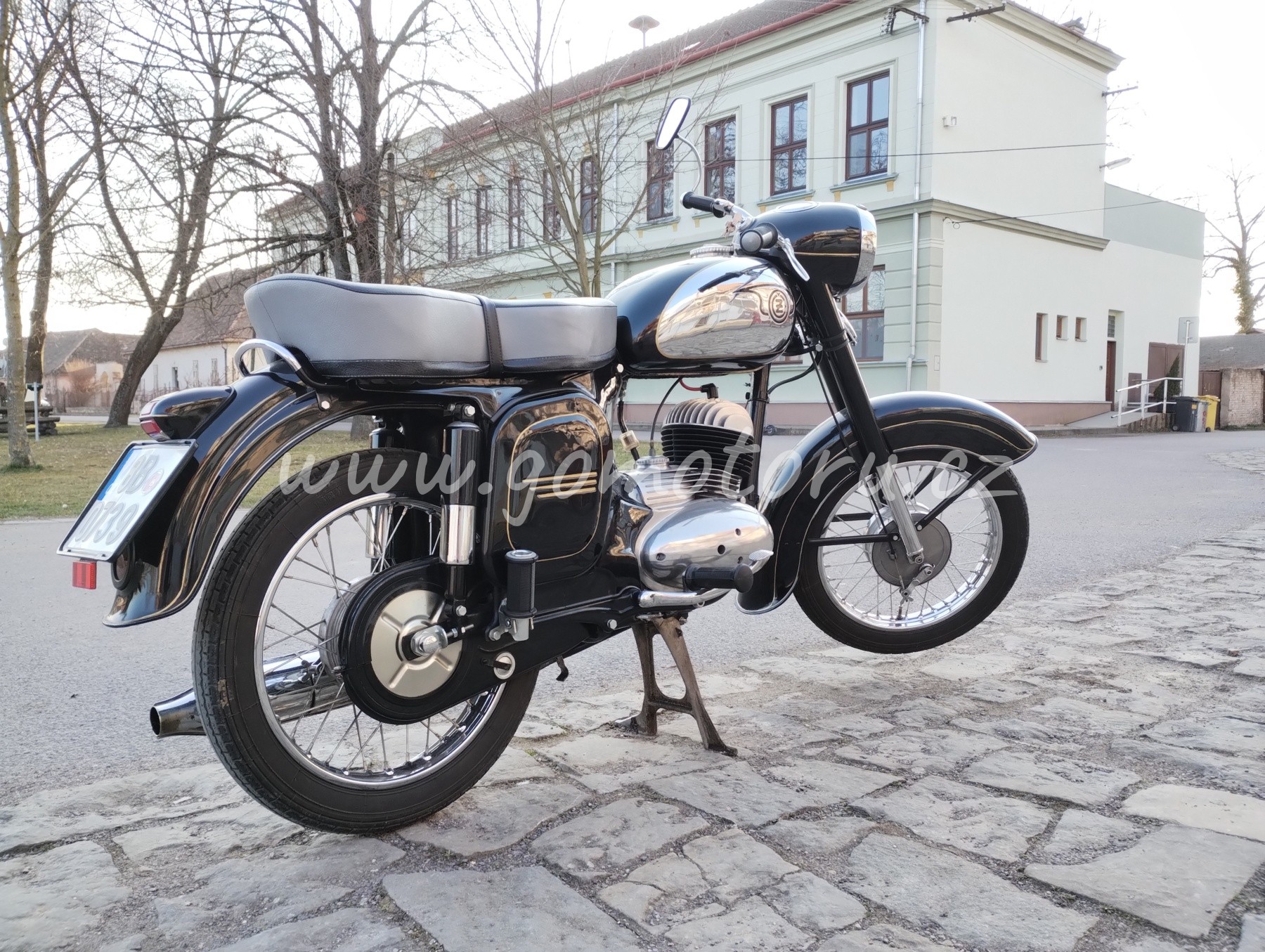 ČZ 125 typ 453 z roku 1961 - První projížďka 2026 1 ČZ 125 typ 453 z roku 1961 - První projížďka 2026 1