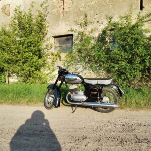 ČZ 125 typ 453 z roku 1961 - Baterie 3