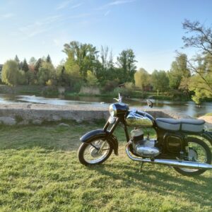 ČZ 125 typ 453 z roku 1961 – Baterie