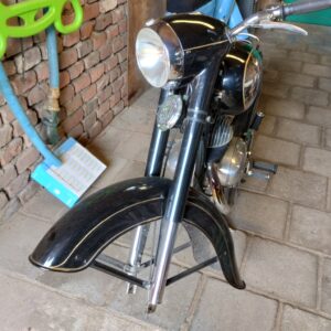 ČZ 125 typ 453 z roku 1961 - Demontáž předního kola 04