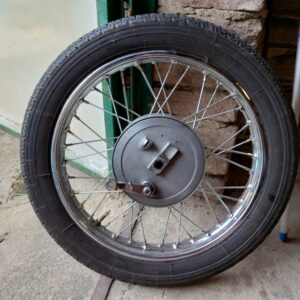 ČZ 125 typ 453 z roku 1961 - Demontáž předního kola 05