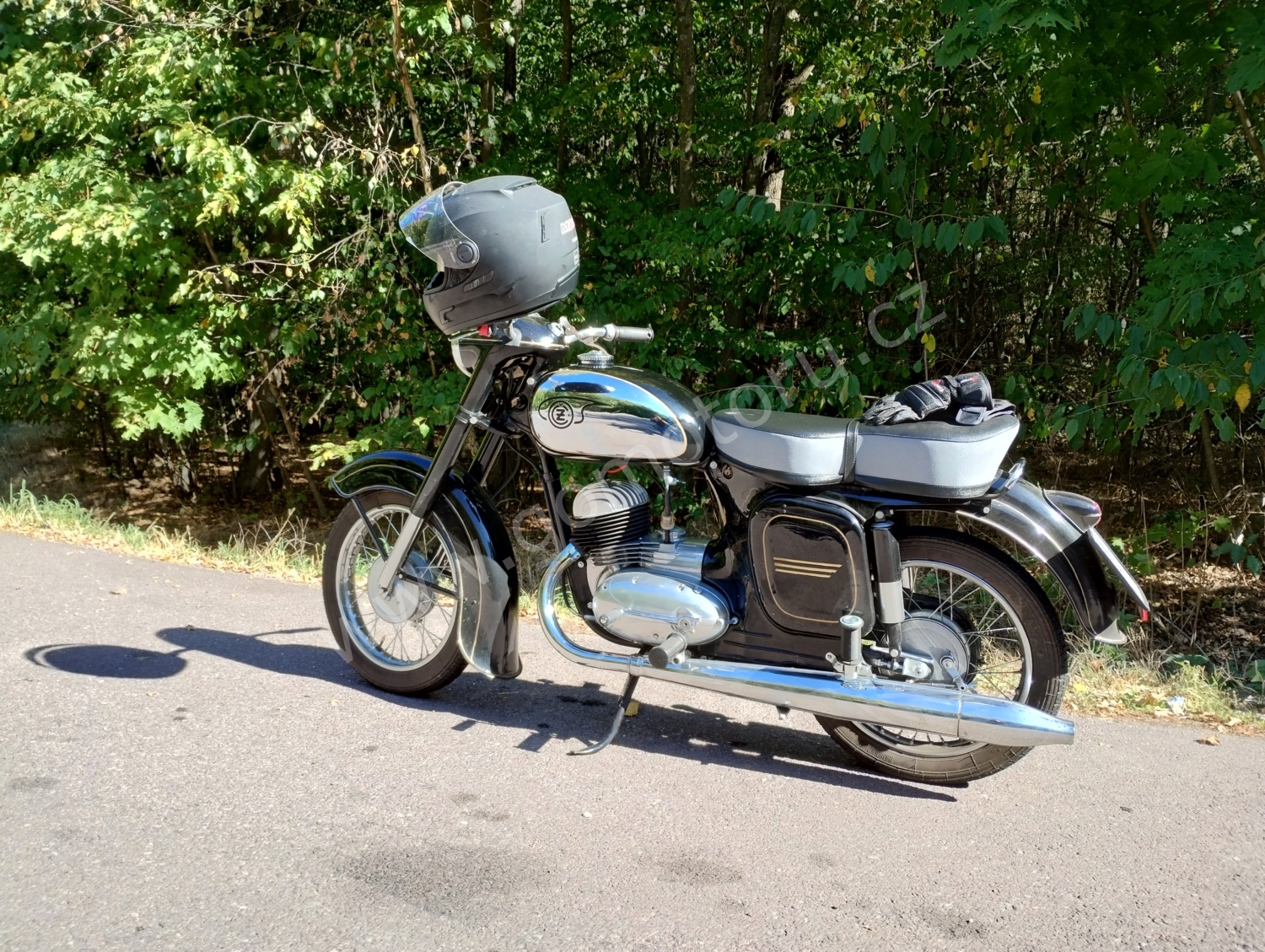 ČZ 125 typ 453 z roku 1961 - Projížďka 12 1 ČZ 125 typ 453 z roku 1961 - Projížďka 12 1